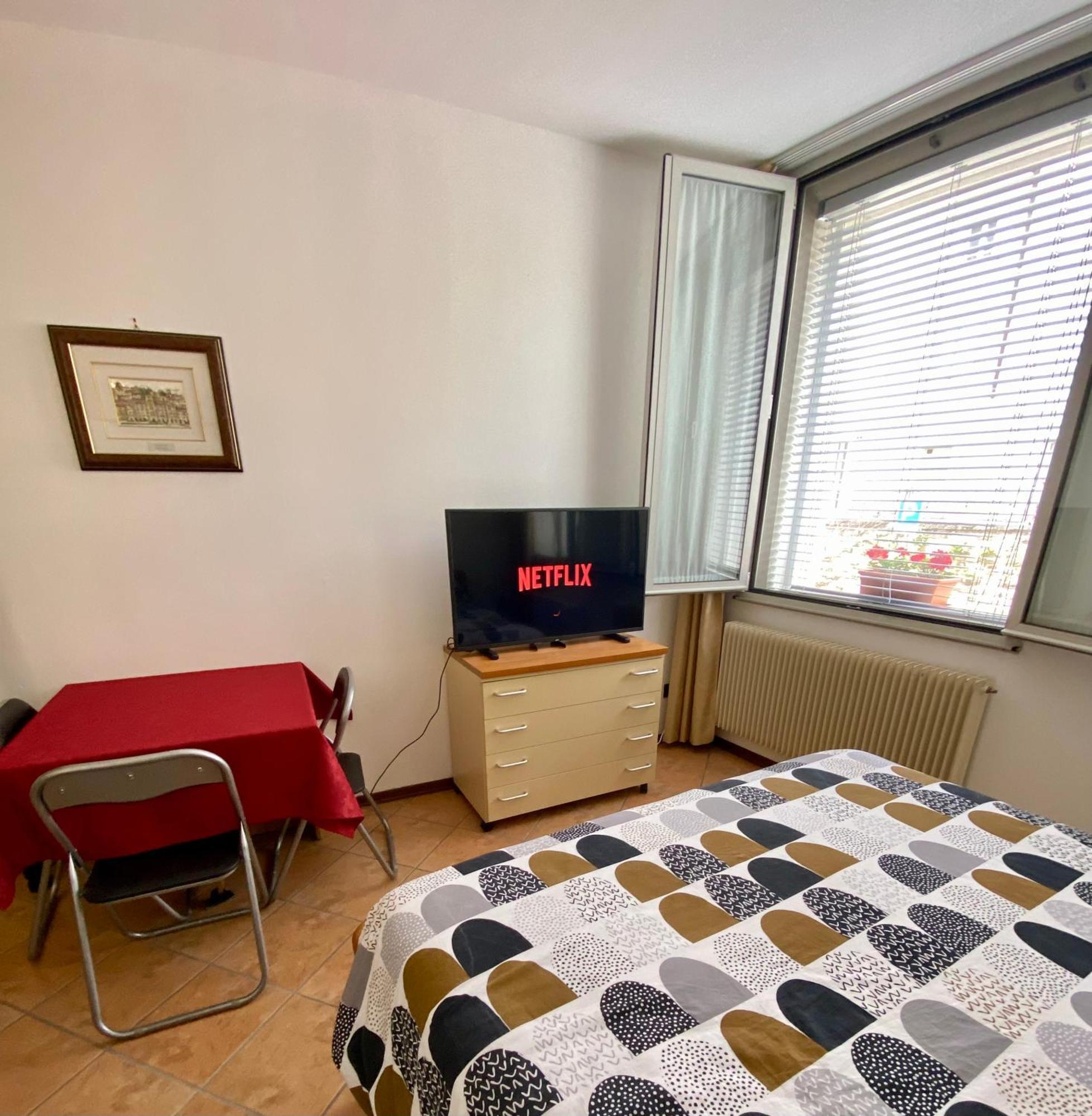 Casa Alba Chiara Appartement Triëst Buitenkant foto