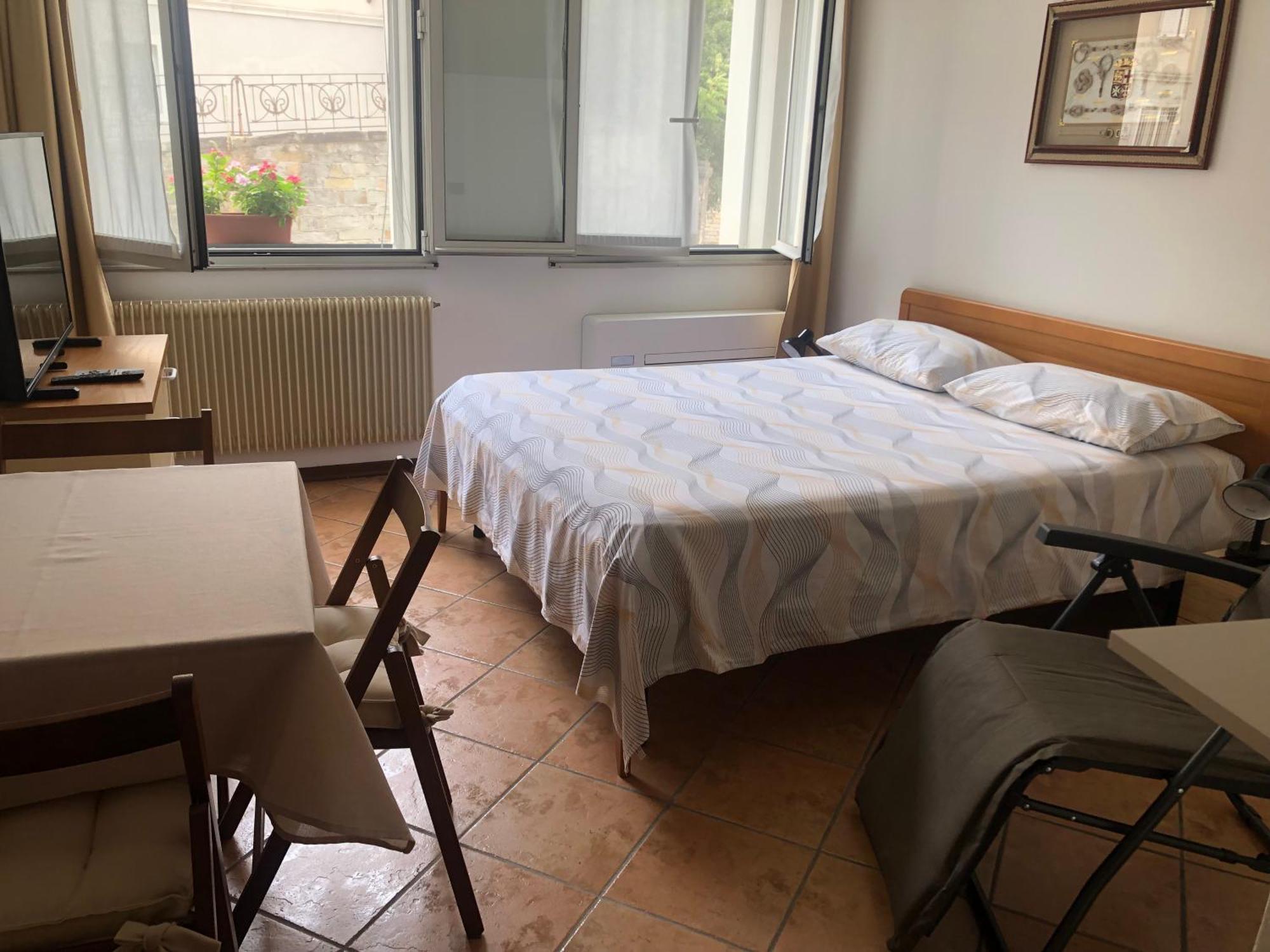 Casa Alba Chiara Appartement Triëst Buitenkant foto